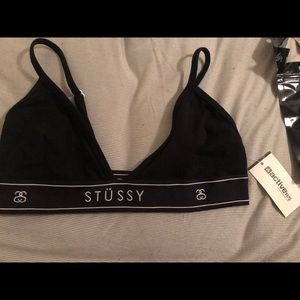 Stussy basic triangle top